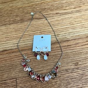 Loft | statement necklace with earrings